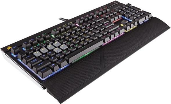 Tipkovnica Corsair Gaming STRAFE RGB Mechanical Gaming Keyboard, Backlit Multicolor LED, Cherry MX Red (International English)