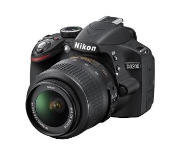 Digitalni fotoaparat Nikon D3200 KIT WITH AF18-140VR