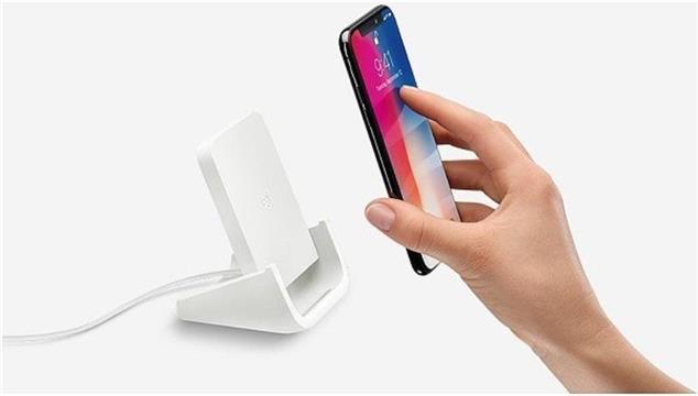 Logitech Powered wireless charging stand - + AC power adapter