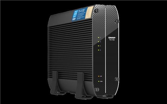 QNAP NAS server for 4 disks 6.35cm (2.5), 8GB ram, 2.5Gb network