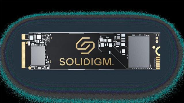 Solidigm P41 Plus 2TB NVMe PCIe Gen 4.0 SSD