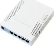 Mikrotik RB751G-2HnD, MikroTik RouterBOARD 751G-2HnD, 400Mhz CPU, 32MB RAM, 5xGbit LAN, 2.4Ghz 802b g n and a high power 1W 802.11b g n wireless AP with antennas built in. Its also possible to connect