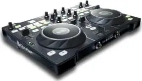Hercuels DJ 4 Set - Built-in audio, 4-channel output: stereo line output for the mix, stereo headphone output for previewing tracks, Microphone input: input with talk-over function, No need to carry a