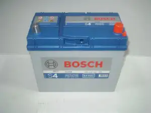 Akumulator BOSCH S4 021 45Ah/330A Baterija (+ P) 238x129x227 Silver, 0 092 S40 210