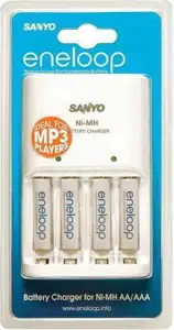 Punjac baterija SANYO Eneloop MQNO4, 4xAAA baterije