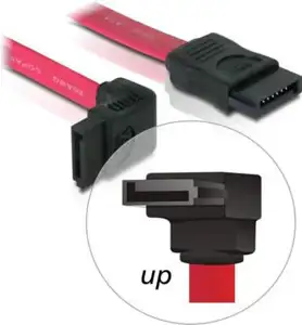 Kabel DELOCK, interni SATA, 50cm, crveni, jedan konektor pod gornjim 90° kutem 