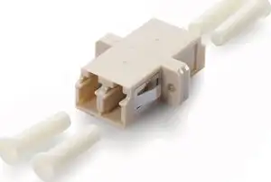 Opt. adapter LC duplex Ž/Ž, multimode OM1/OM2, metal sleeve, beige