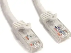 StarTech.com 0.5m White Cat5e / Cat 5 Snagless Ethernet Patch Cable 0.5 m - patch cable - 50 cm - white
