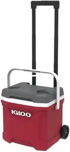 IGLOO Portable Cooling Box Latitude 16 Roller Red.