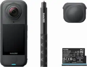 Insta360 X4 Air Starter Bundle