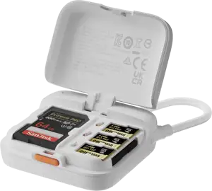 Insta360 2-in-1 Card Reader + Case